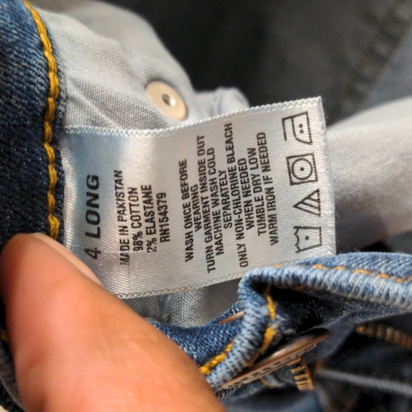 Aero Size 4 Long Low Rise Bootcut Jeans - Picture 7 of 7